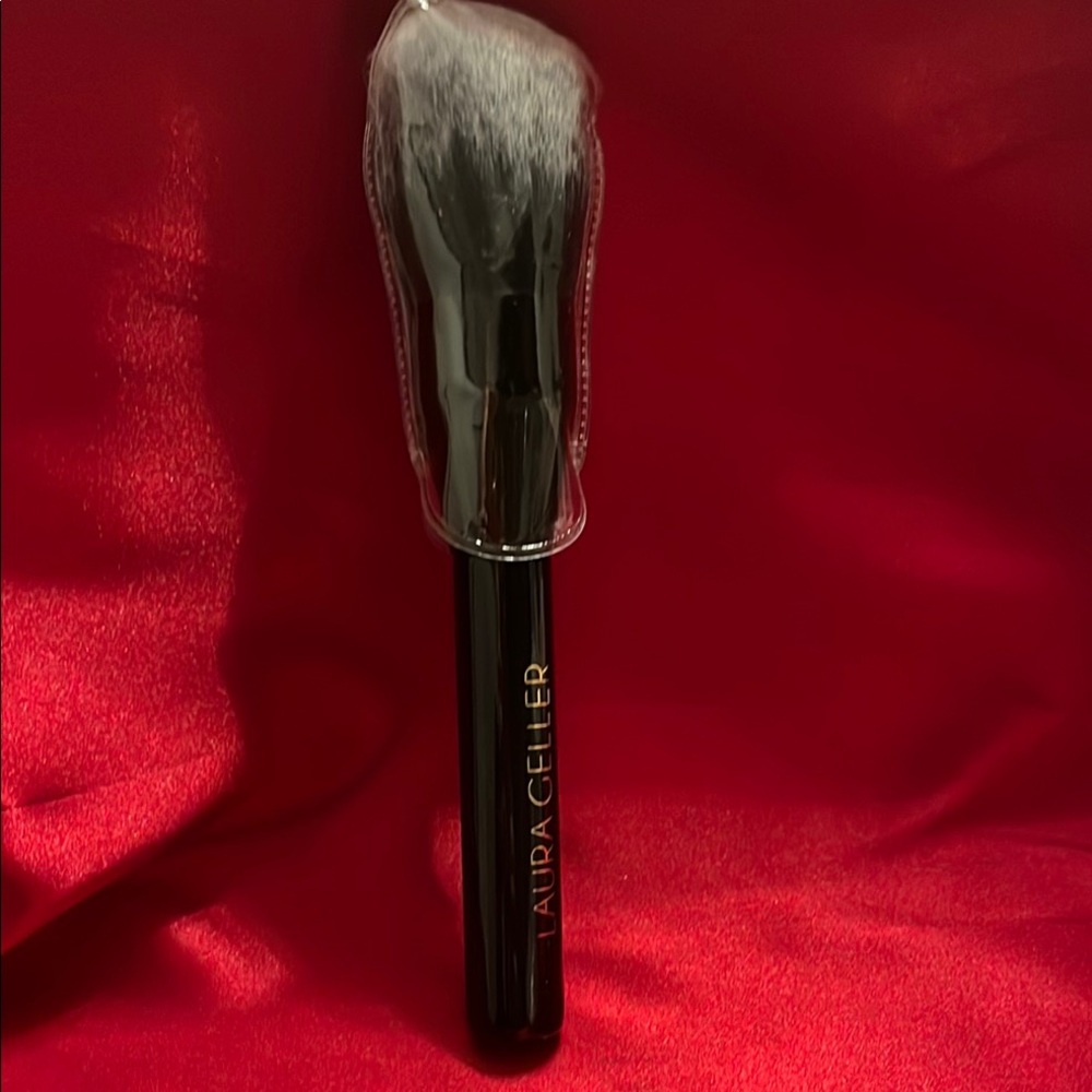 Laura Geller Classic Bronzer Brush